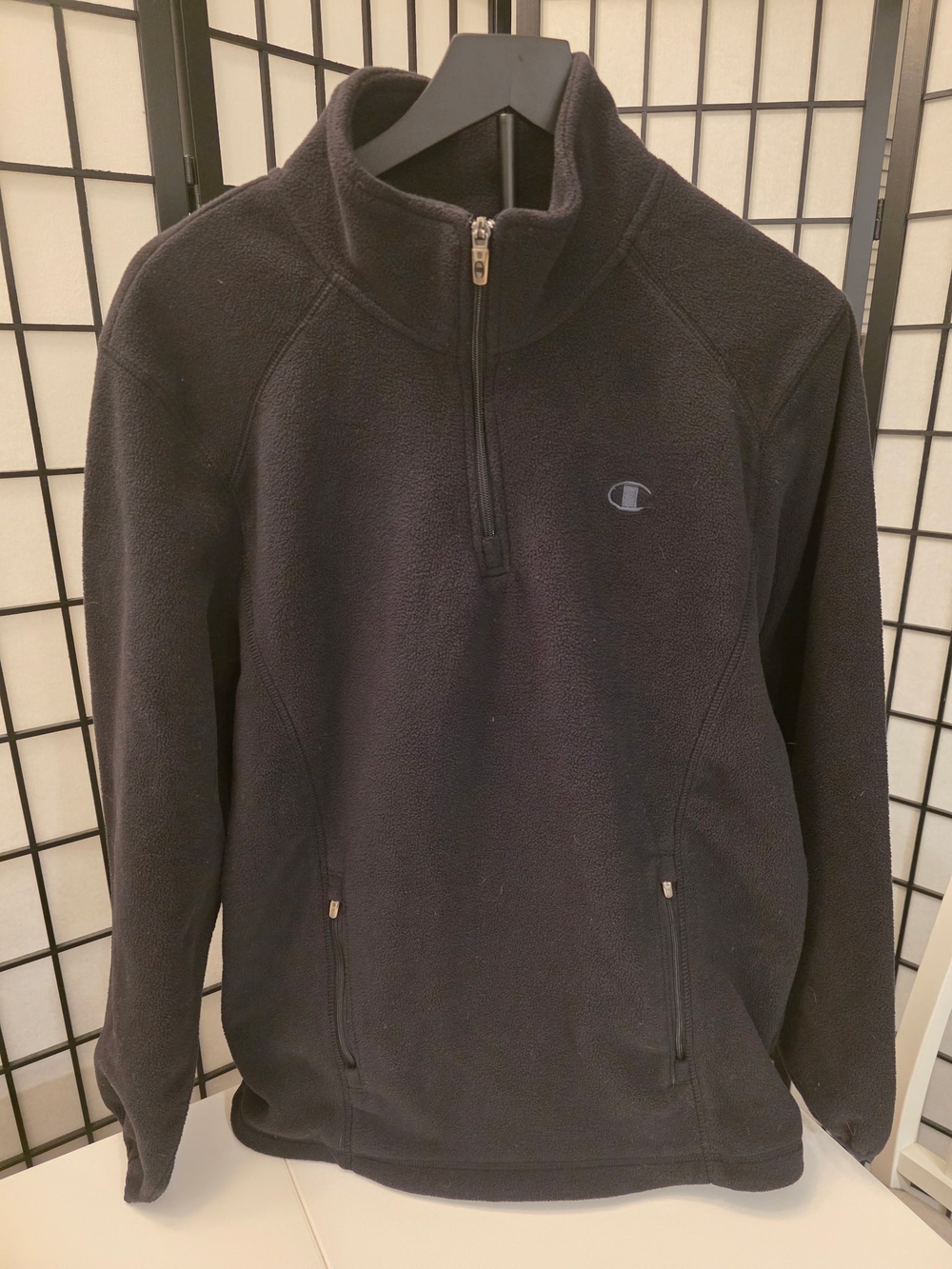 Champion Men's Black Quarter-Zip Fleece Pullover ~ Size Medium